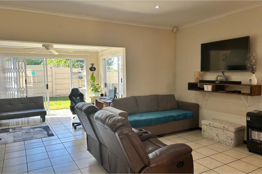 2 Bedroom Property for Sale in Gonubie Eastern Cape